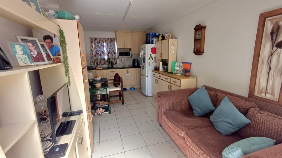 5 Bedroom Property for Sale in Vanes Estate Eastern Cape